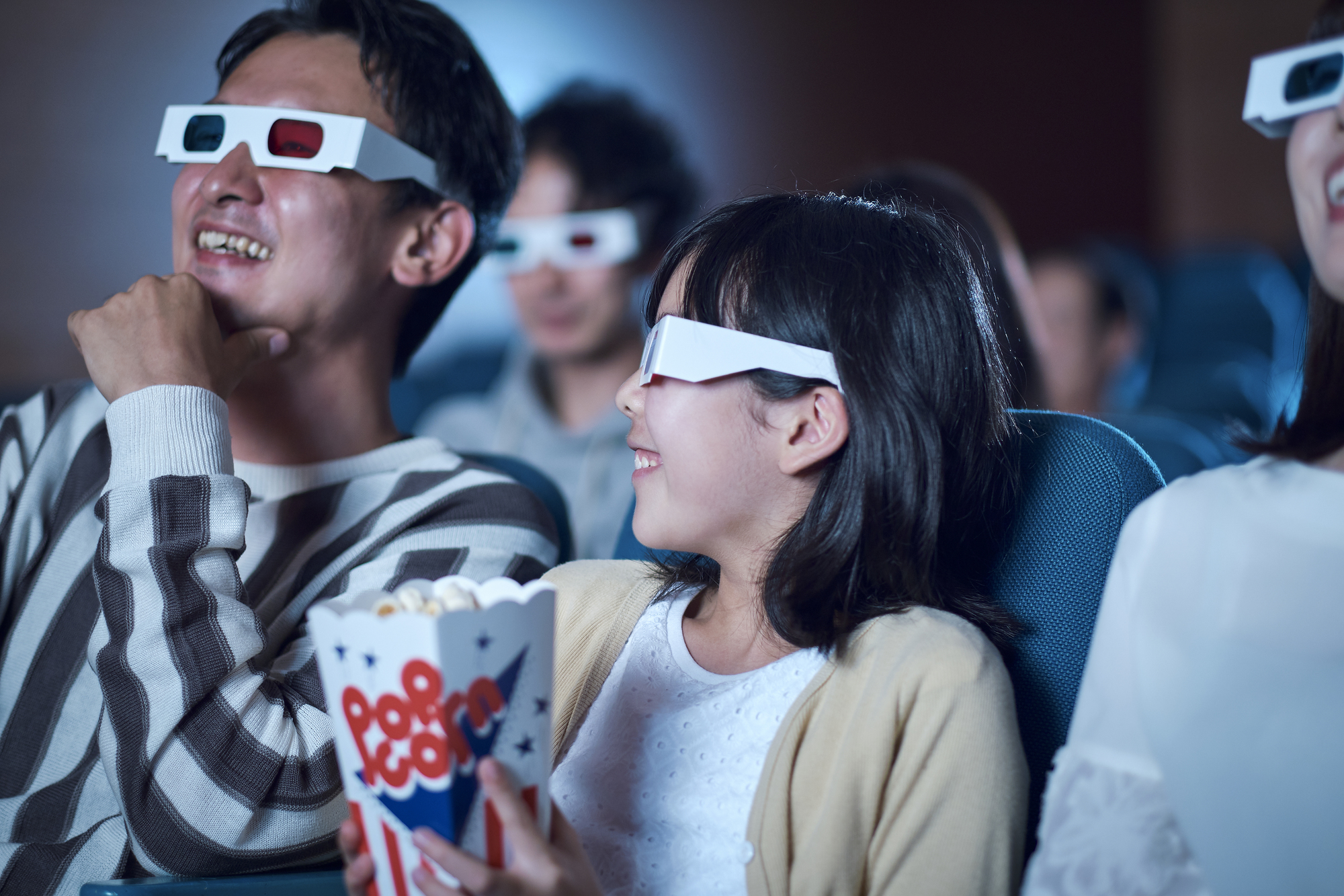 eating popcorn in theaters