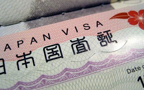 Foreign Residents Rejoice as Japan Moves Visa Procedures Online